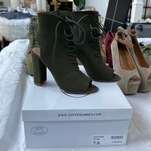 Steve Madden Capture Heels